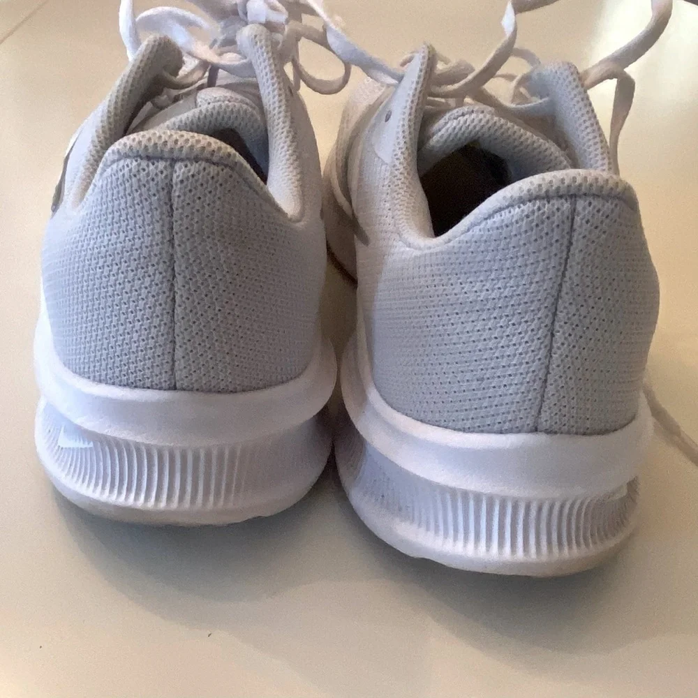 Nike Downshifter Sneakers